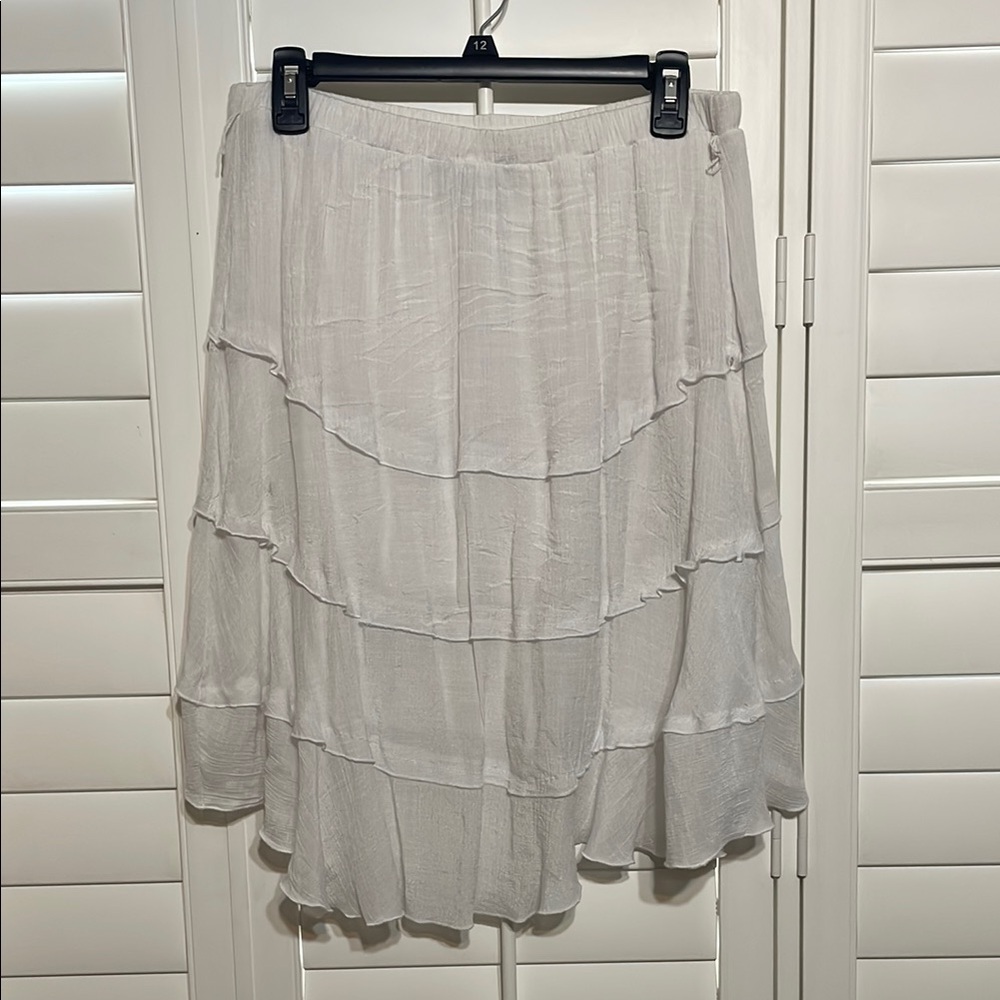 Elegant White Tiered Skirt